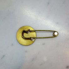 画像をギャラリービューアに読み込む, 坂野友紀