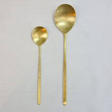 画像をギャラリービューアに読み込む, 坂野友紀