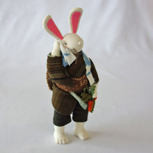 画像をギャラリービューアに読み込む, 【京谷安子】働き者のうさぎさん親子