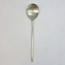 画像をギャラリービューアに読み込む, 坂野友紀