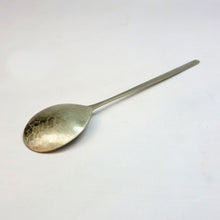 画像をギャラリービューアに読み込む, 坂野友紀