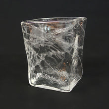 画像をギャラリービューアに読み込む, 荒川尚也