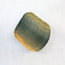 画像をギャラリービューアに読み込む, 眞嶋青