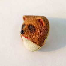 画像をギャラリービューアに読み込む, 【小松靖治】たぬきピンブローチ(丸)
