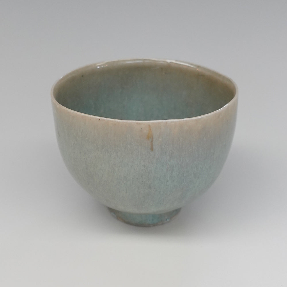 三笘修】no.30 朧釉深茶碗 – 工房イクコオンラインショップ
