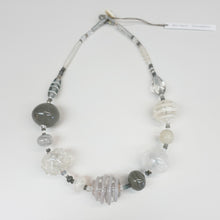 画像をギャラリービューアに読み込む, 岡小百合
