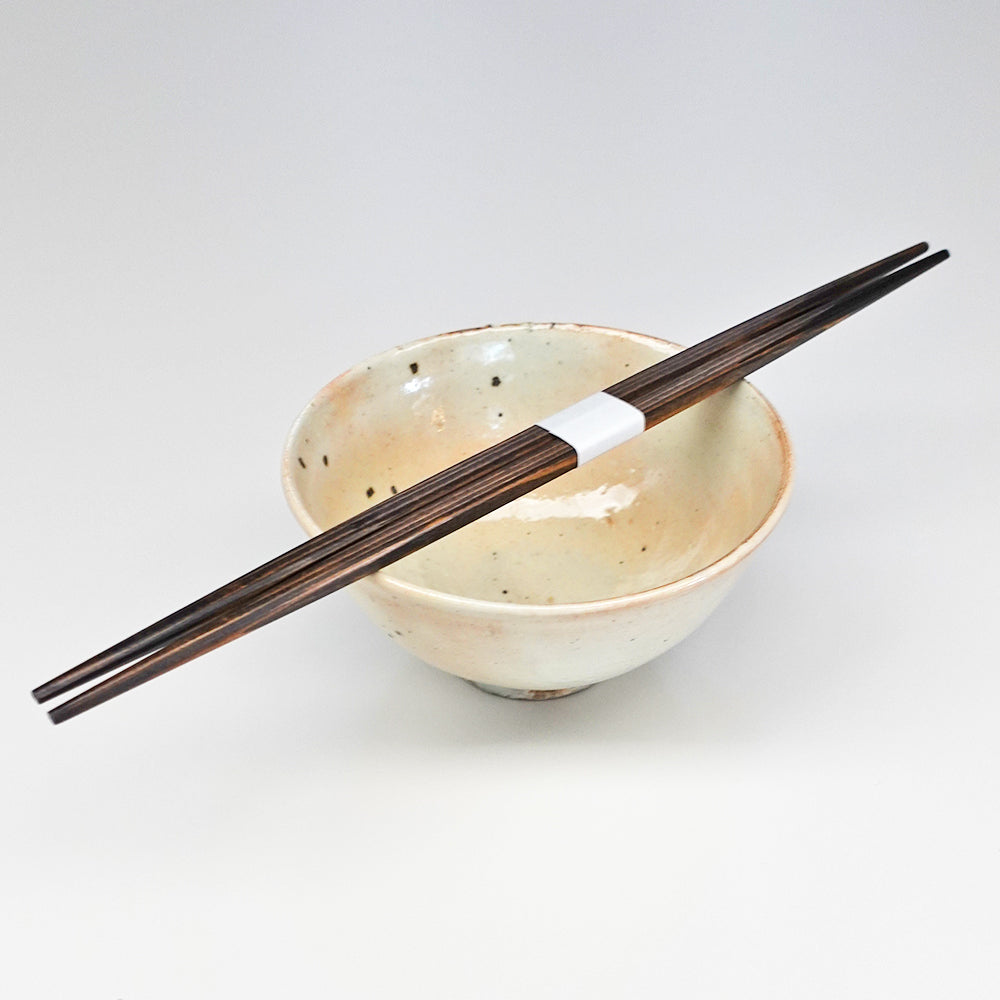 長谷川奈津】粉引飯碗 小 B – 工房イクコオンラインショップ